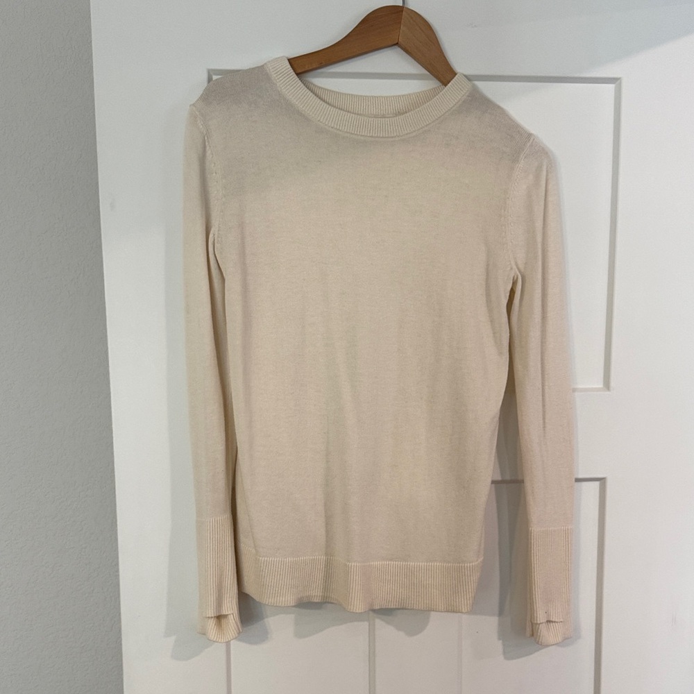 Lululemon Cream Crewneck Lightweight Sweater